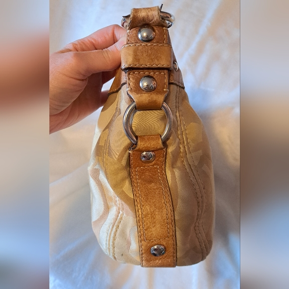 COACH GENUINE LEATHER AND SATIN JACQUARD BUCKET BAG - Picture 6 of 16